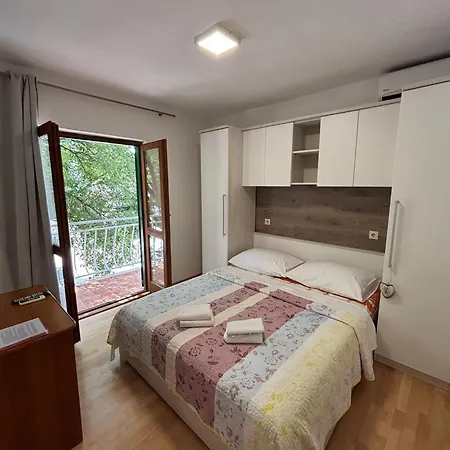 Bepo Drvenik (Split-Dalmatia)